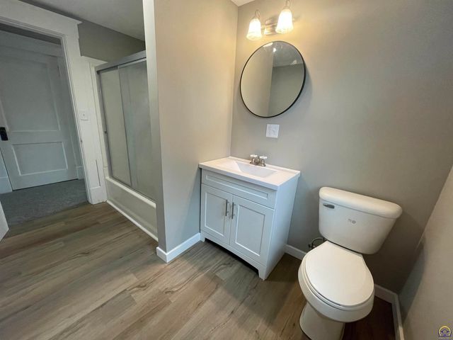 1118 Mechanic St, Emporia, KS 66801