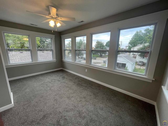 1118 Mechanic St, Emporia, KS 66801