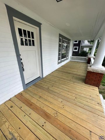 1118 Mechanic St, Emporia, KS 66801