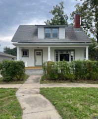 1118 Mechanic St, Emporia, KS 66801