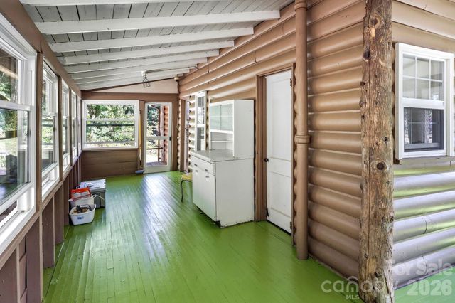 102 Jack London Road, Lake Lure, NC 28746