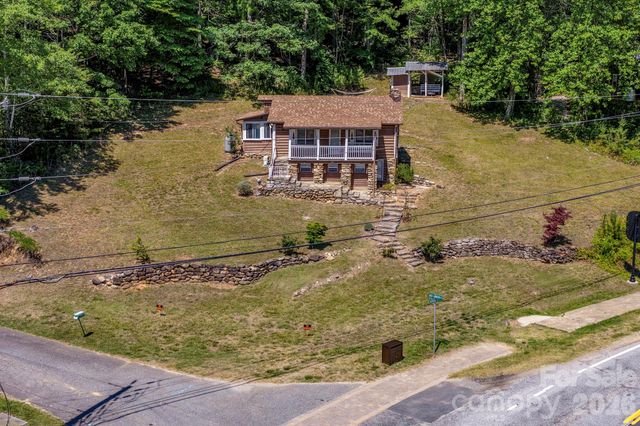 102 Jack London Road, Lake Lure, NC 28746
