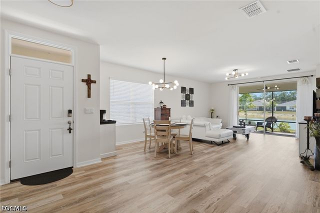 20652 Plumwood LOOP, North Fort Myers, FL 33917