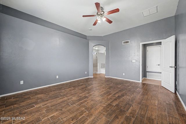 5522 S Lemon Tree Drive, Tucson, AZ 85757