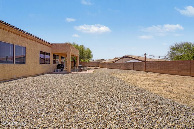 5522 S Lemon Tree Drive, Tucson, AZ 85757