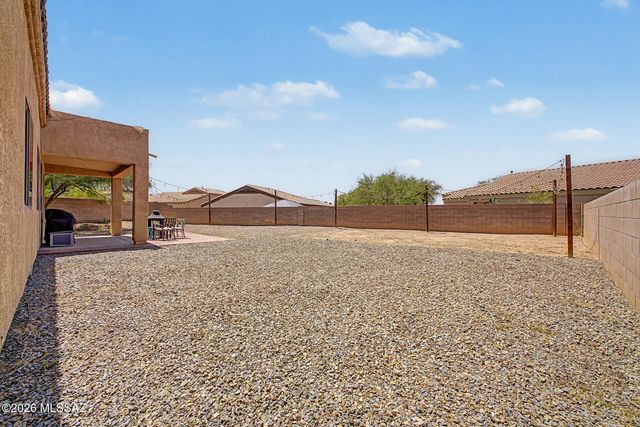 5522 S Lemon Tree Drive, Tucson, AZ 85757