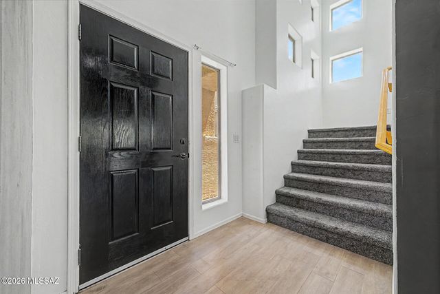 5522 S Lemon Tree Drive, Tucson, AZ 85757