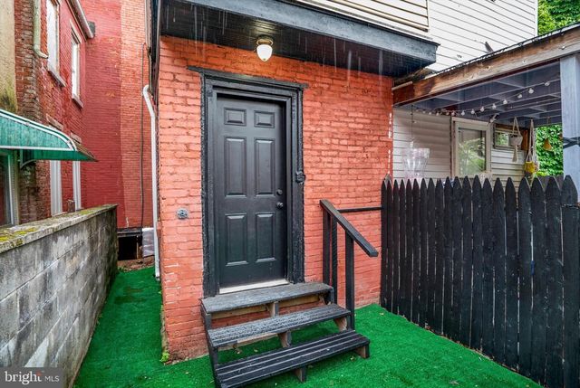 539 STRONG AL, Reading, PA 19602