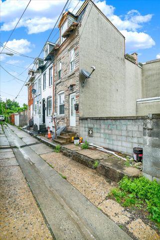 539 STRONG AL, Reading, PA 19602