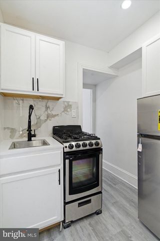539 STRONG AL, Reading, PA 19602