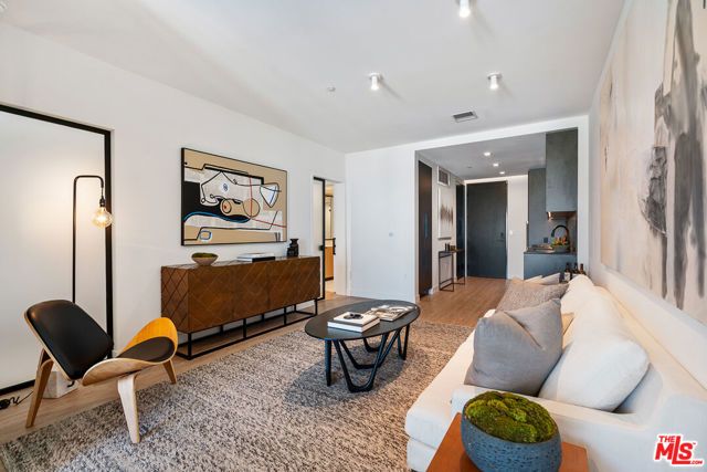 3688 Overland Avenue PH7, Los Angeles, CA 90034