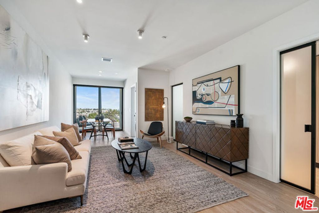3688 Overland Avenue PH7, Los Angeles, CA 90034