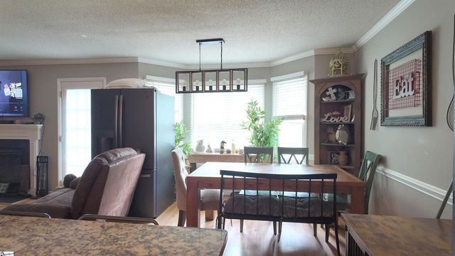 166 Chestnut Lake Drive, Inman, SC 29349