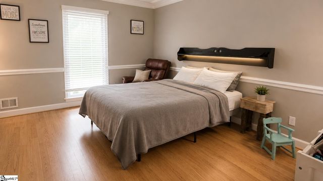 166 Chestnut Lake Drive, Inman, SC 29349