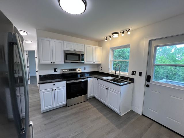 210 Cottonwood Drive, Dry Ridge, KY 41035