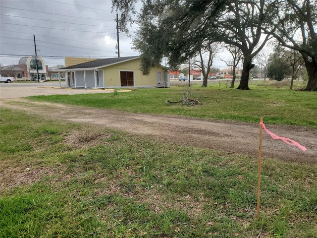 7937 Broadway, Pearland, TX 77581