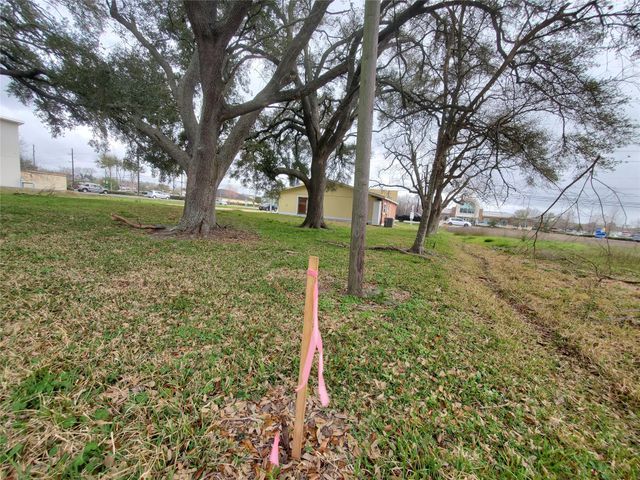 7937 Broadway, Pearland, TX 77581