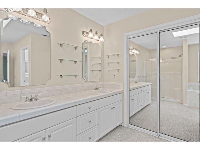 21777 Sw FULLER Dr, Tualatin, OR 97062