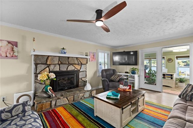 129 Friendly Way, Lexington, NC 27292