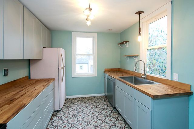 528 S Holcombe Avenue, Litchfield, MN 55355