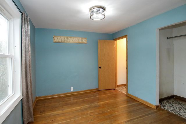 528 S Holcombe Avenue, Litchfield, MN 55355