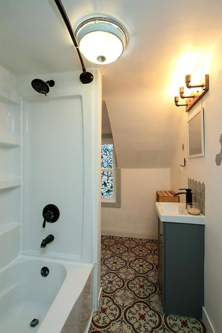 528 S Holcombe Avenue, Litchfield, MN 55355