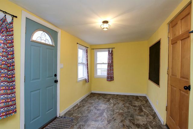 528 S Holcombe Avenue, Litchfield, MN 55355