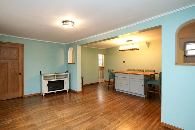 528 S Holcombe Avenue, Litchfield, MN 55355