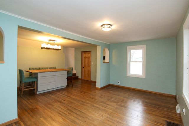 528 S Holcombe Avenue, Litchfield, MN 55355