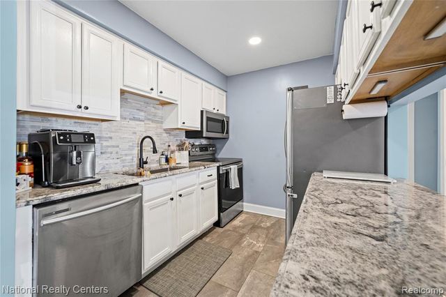 45750 Prairiegrass Court 4, Belleville, MI 48111