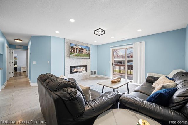 45750 Prairiegrass Court 4, Belleville, MI 48111