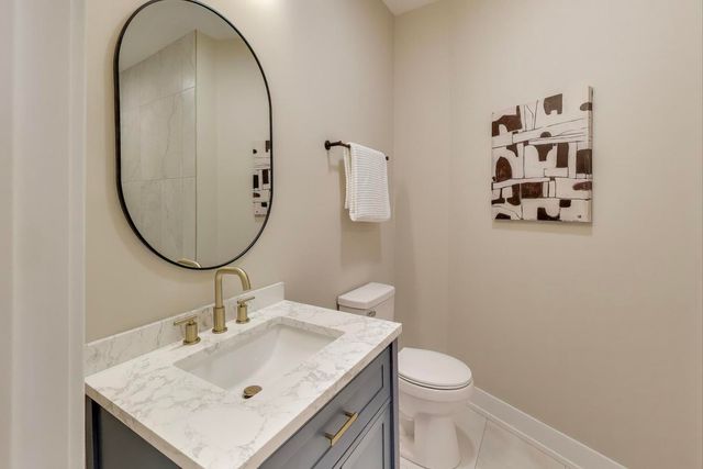 4938 S Vincennes Avenue, Chicago, IL 60615