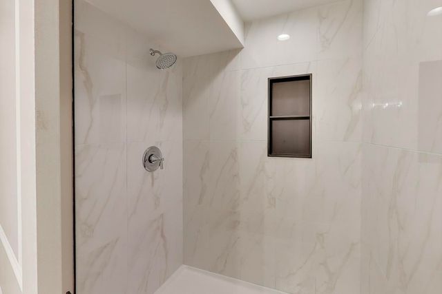 4938 S Vincennes Avenue, Chicago, IL 60615