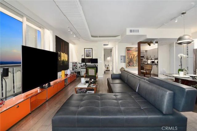 4411 Los Feliz Boulevard 1007, Los Angeles, CA 90027