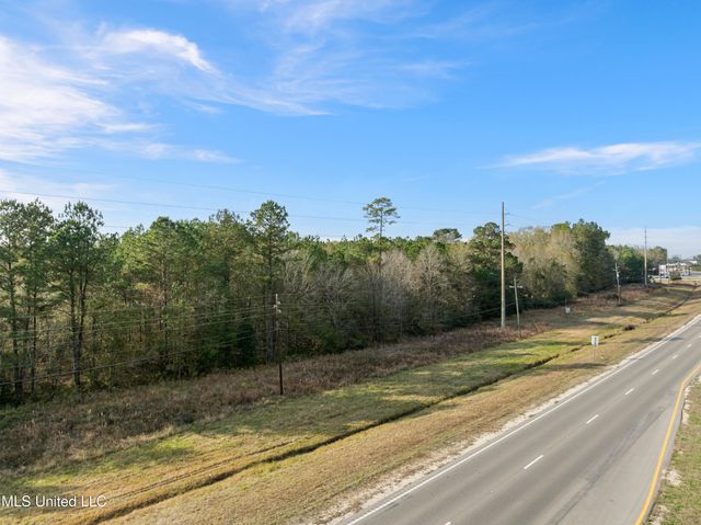 0 Elks Lake Road, Hattiesburg, MS 39401