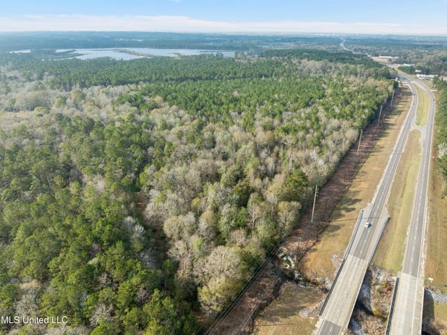 0 Elks Lake Road, Hattiesburg, MS 39401