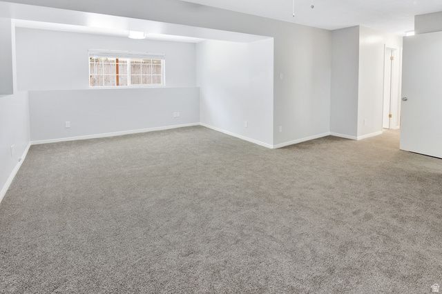2937 W 5700 S, Roy, UT 84067