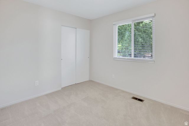 2937 W 5700 S, Roy, UT 84067