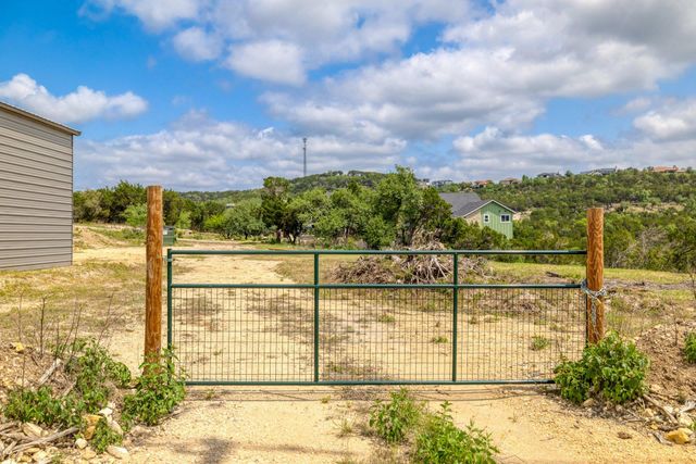 7913 Navajo PASS A, Leander, TX 78641