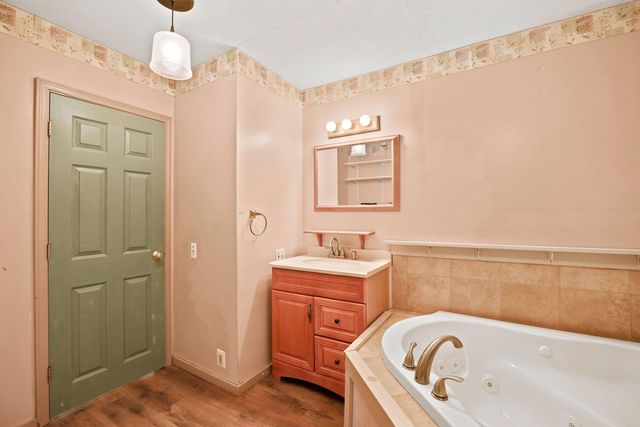 60 Slab City Road, Grafton, NH 03240