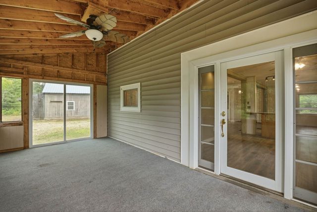 60 Slab City Road, Grafton, NH 03240