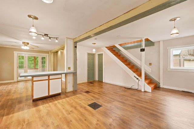 60 Slab City Road, Grafton, NH 03240