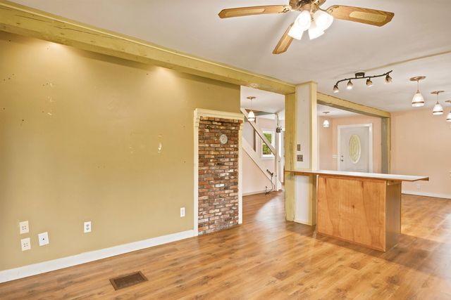 60 Slab City Road, Grafton, NH 03240