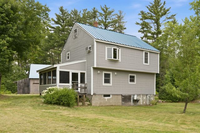 60 Slab City Road, Grafton, NH 03240