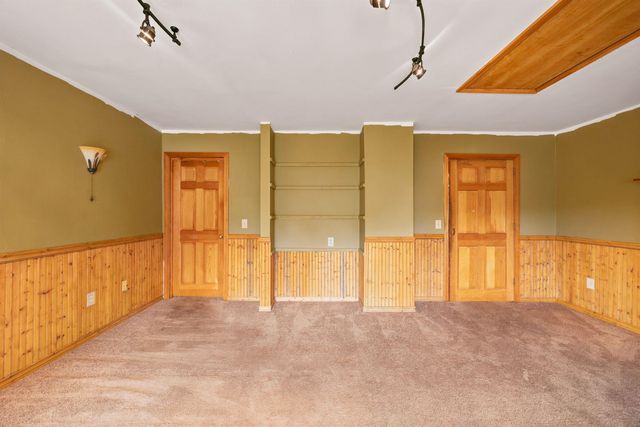 60 Slab City Road, Grafton, NH 03240