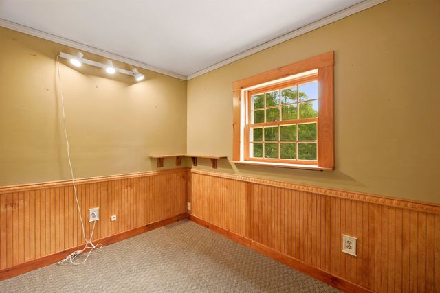 60 Slab City Road, Grafton, NH 03240