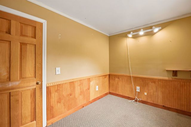 60 Slab City Road, Grafton, NH 03240