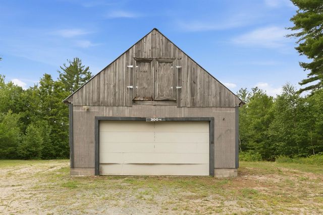 60 Slab City Road, Grafton, NH 03240