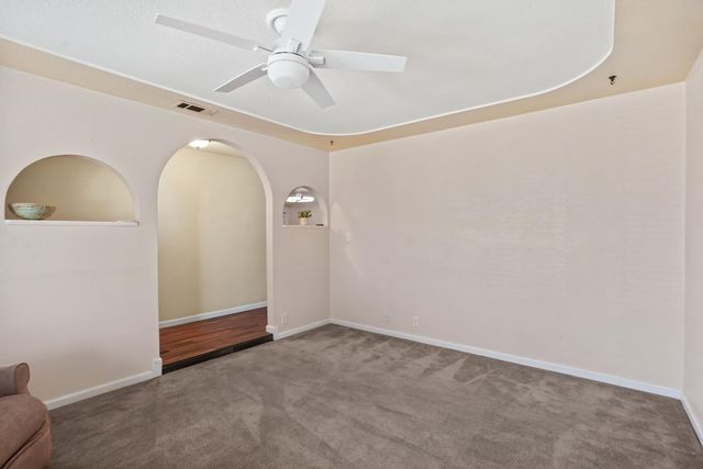 845 Siskiyou Ln, Manteca, CA 95336