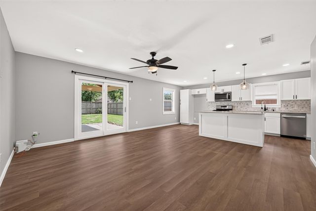 7415 Troulon Drive, Houston, TX 77074